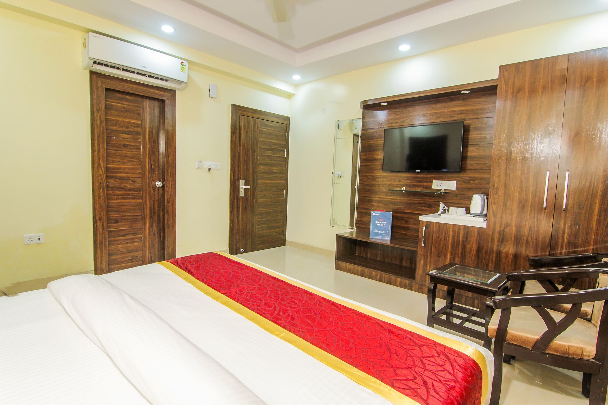 Hotel Ss Grand Lucknow Zewnętrze zdjęcie