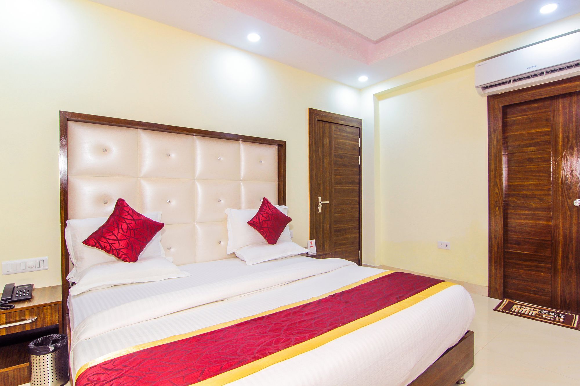 Hotel Ss Grand Lucknow Zewnętrze zdjęcie